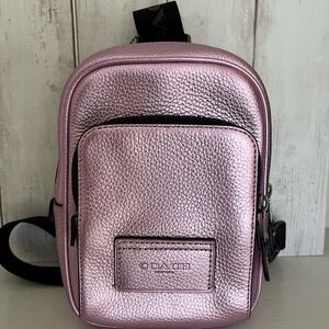 NWOT Coach CP141 - Track Pack 14 Metallic Lilac